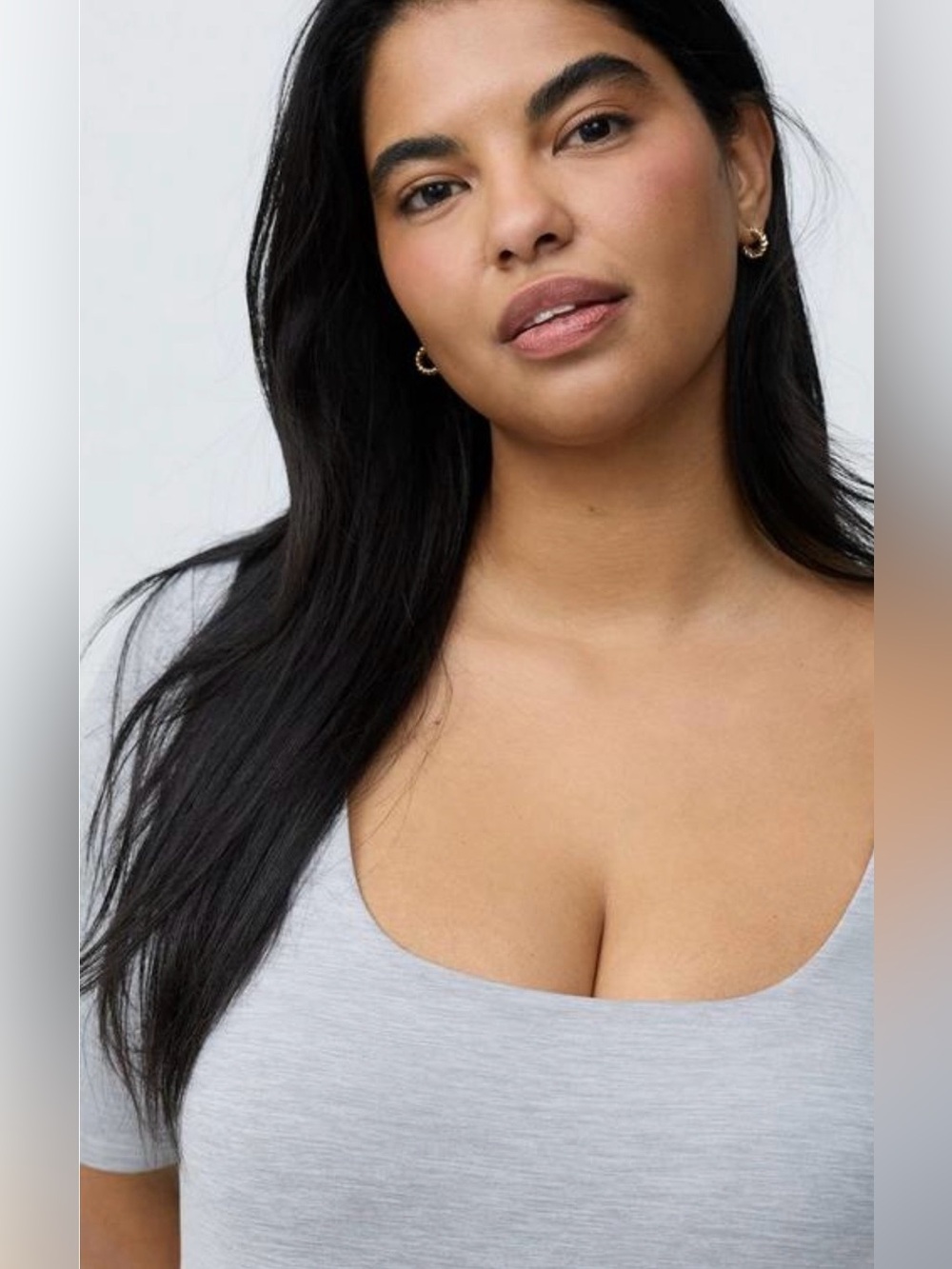 Torrid Scoop Neck Shaping Tee 2 - Picture 8 of 10